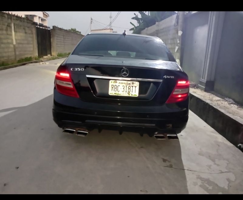 Thumbnail 2 of 2008 MERCEDES-BENZ C-Class
